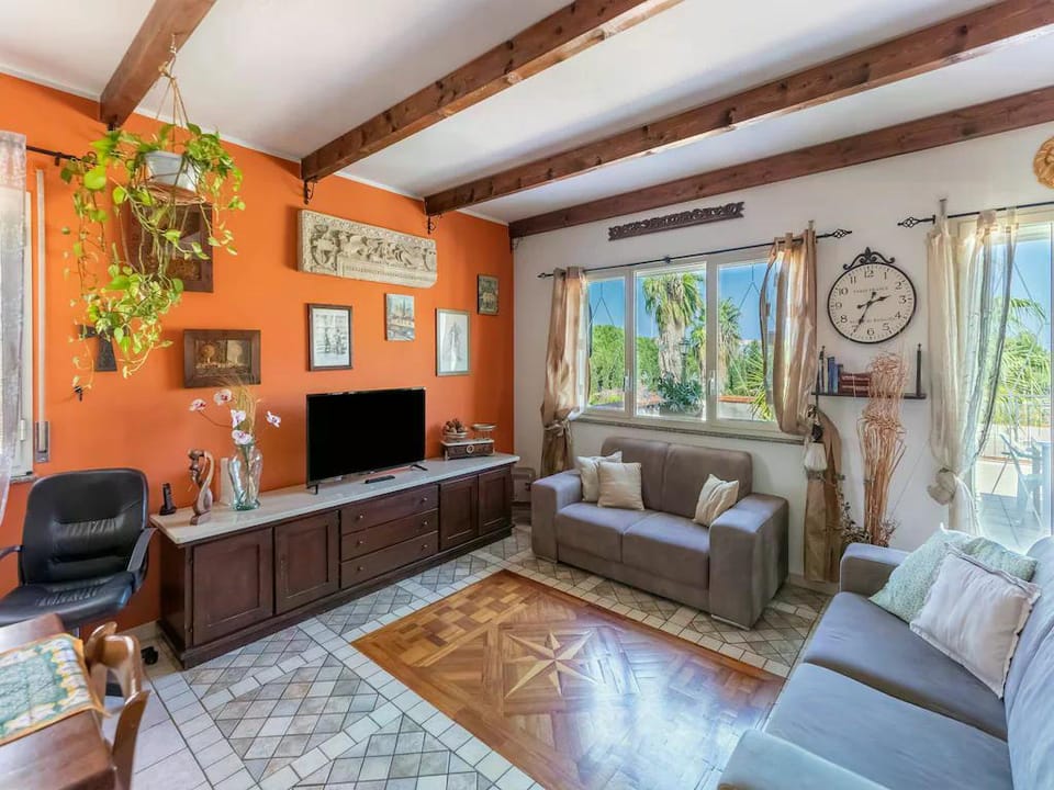 Charming holiday home in Mondello with terrace Apartment in Palermo