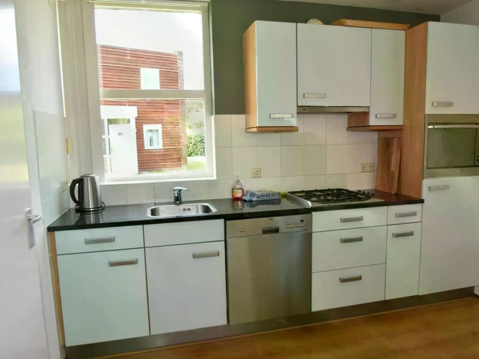 Holiday Home in Flevoland with Pool Vacation rental in Zeewolde