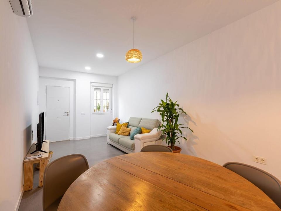 Belvilla by OYO Duplex calle cadiz Vacation rental in Almería