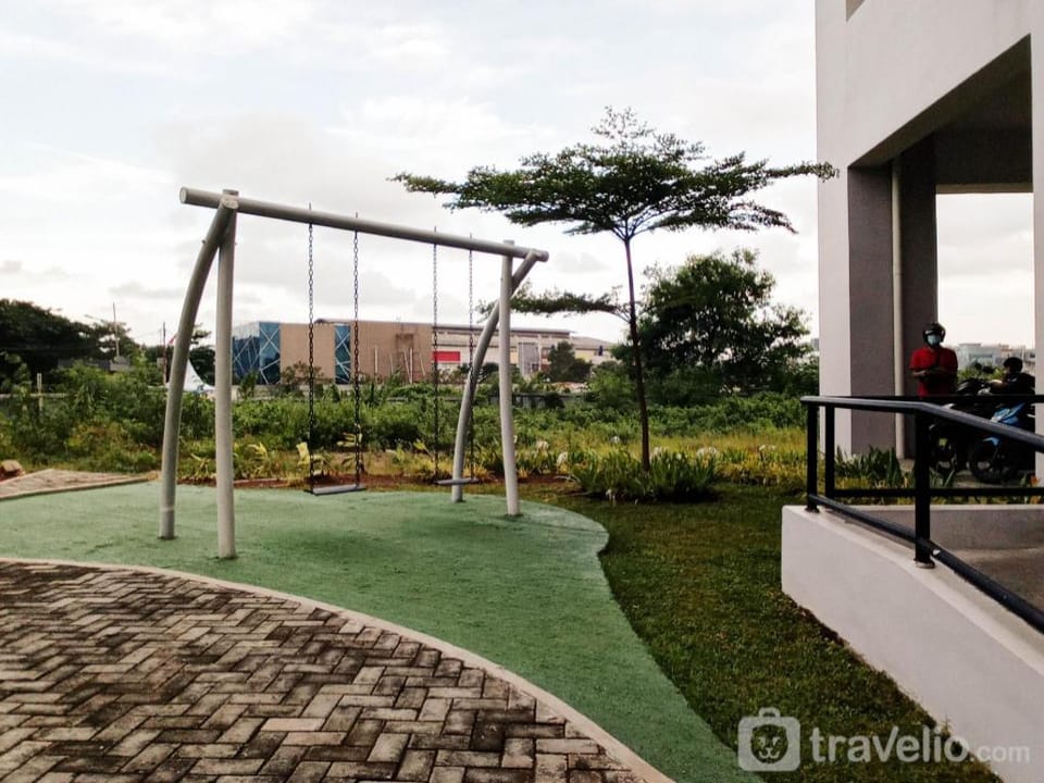 Warm & Homey 2BR Sentraland Cengkareng By Travelio Apartment in Jakarta