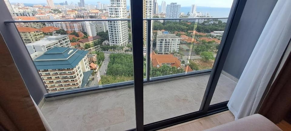 Andromeda 2 bedrooms new condo special price Apartment in Pattaya City