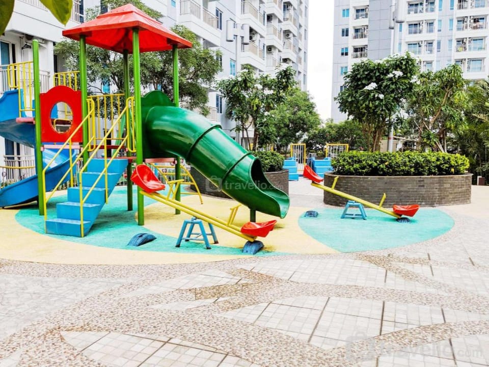 Studio Choice Orchard Supermall Mansion ByTravelio Apartment in Surabaya