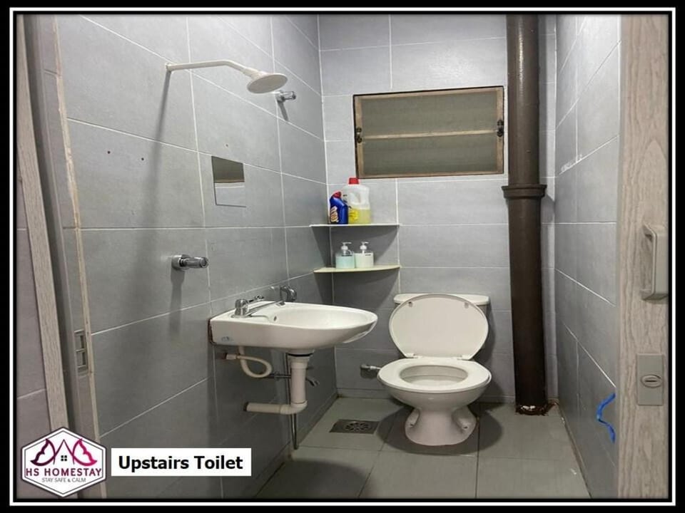 Homestay Budjet 7km fm UIA Bandar Kuantan (5 Beds) Vacation rental in Pahang, Malaysia