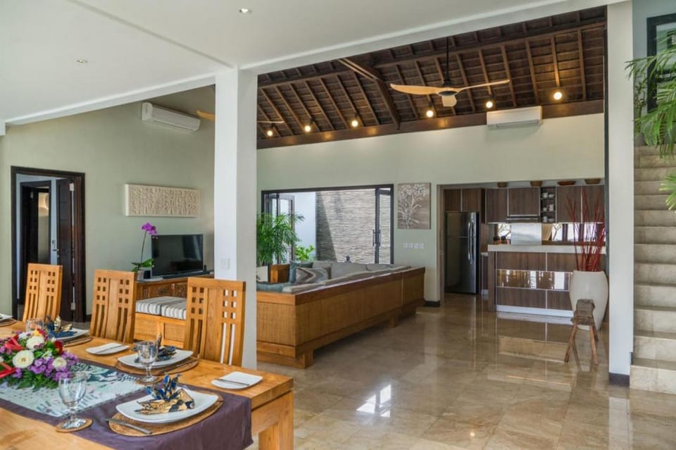 Amani Beach Private Villa 2 BR at Nusa Dua Y051 Villa in Kuta Selatan