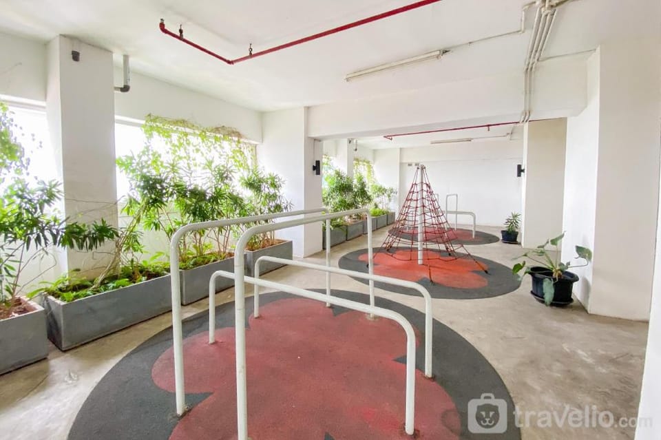Cozy 1BR Grand Kamala Lagoon Apt By Travelio Apartment in West Java