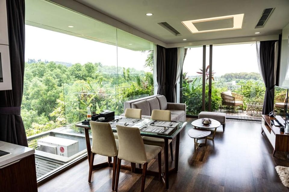 Luxurious 1BR | 5-Stars Flamingo Resort | Apartment in Laos