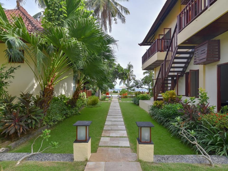 Private Bali-Villa am Meer mit Pool & Gästehaus Villa in Bali