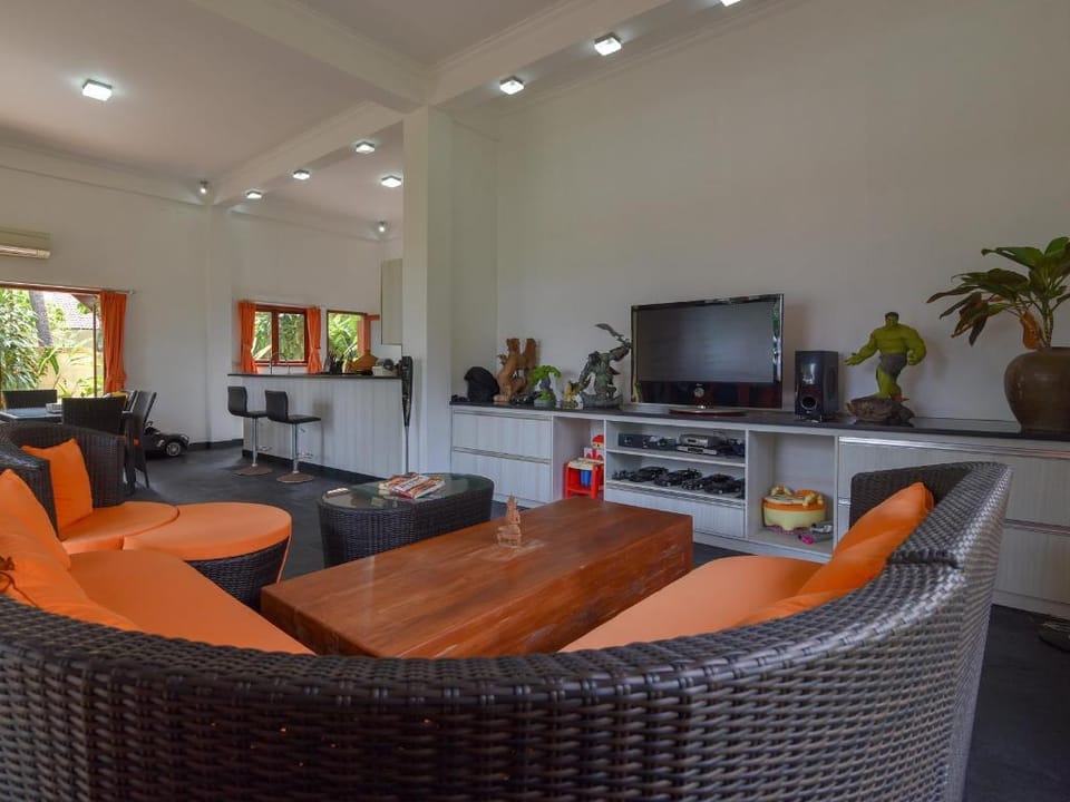 Private Bali-Villa am Meer mit Pool & Gästehaus Villa in Bali