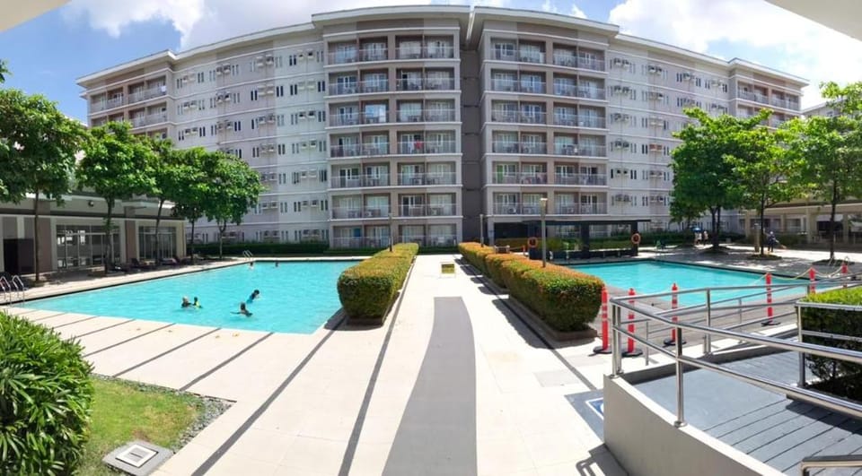 Trees Residences La Casa De Vacaciones Apartment in Quezon City