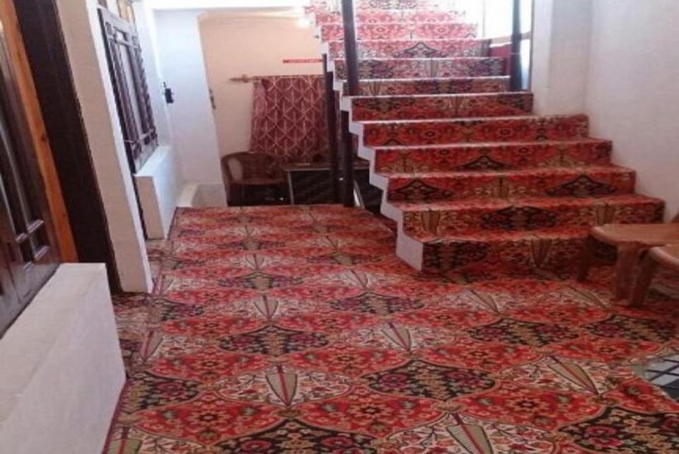 Goroomgo Khanday Guest House srinagar Hotel in India