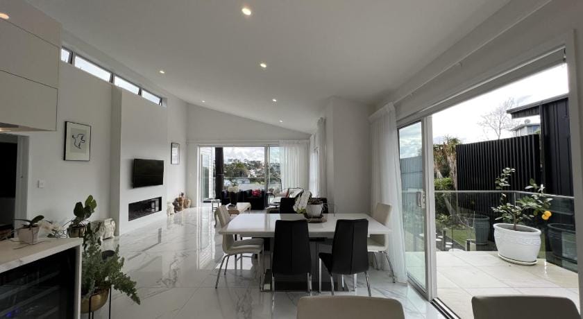 Okahu Bay Villas Apartment in Auckland