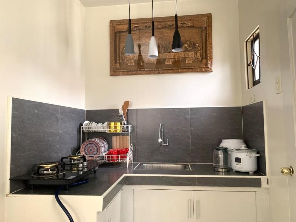 Cozy Staycation agoda|Hot shower|Wi-fi & Netflix| Vacation rental in Northern Mindanao