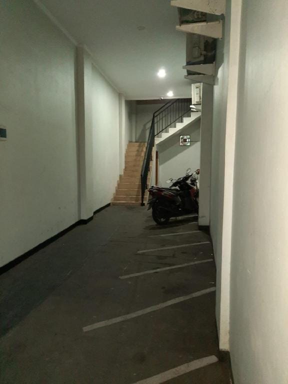 OYO Life 92781 Kost Parung Serab Syariah Hotel in Jakarta