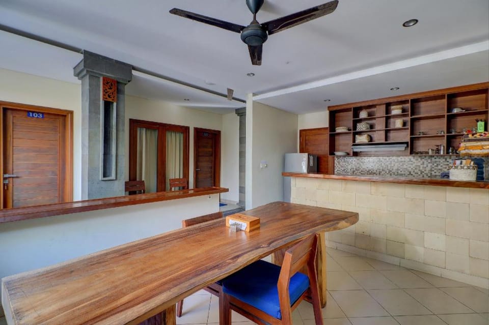 OYO Life 92852 Singgah Hotel Legian Hotel in Kuta