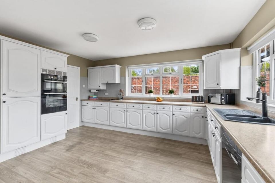 Silver Stag Properties, Luxurious 3 BR Bungalow Vacation rental in South Derbyshire District