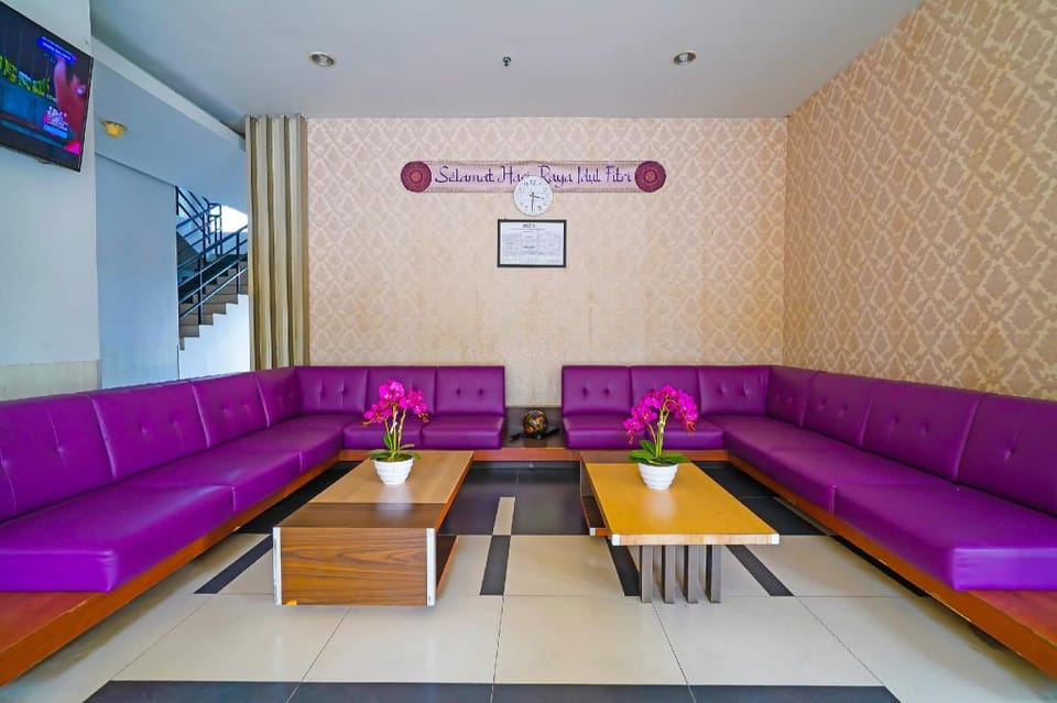 OYO Life 92774 The Edge Apartment By My Home Hotel in West Java