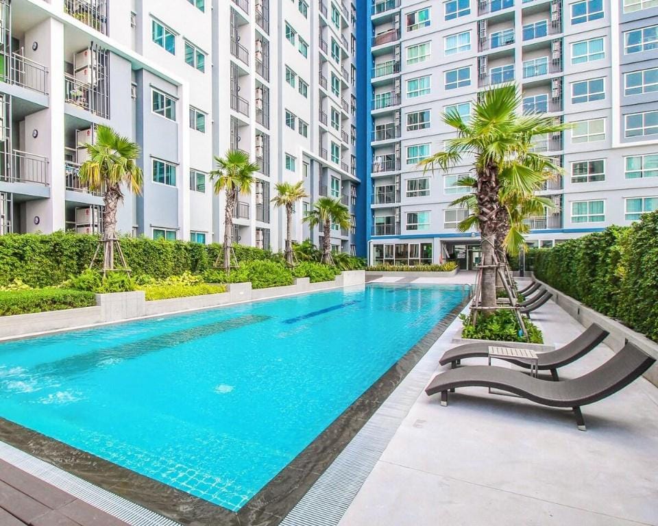Tranquil Urban Retreat @Cheangwattana Apartment in Bangkok