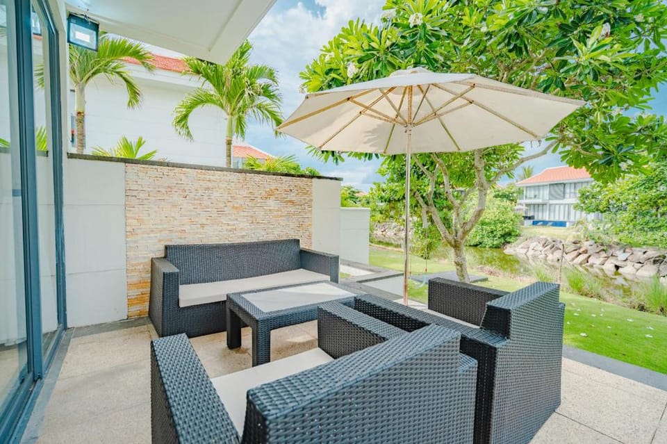 Villa 5 BRs included breakfast - The Ocean Villas Villa in Hoa Hai
