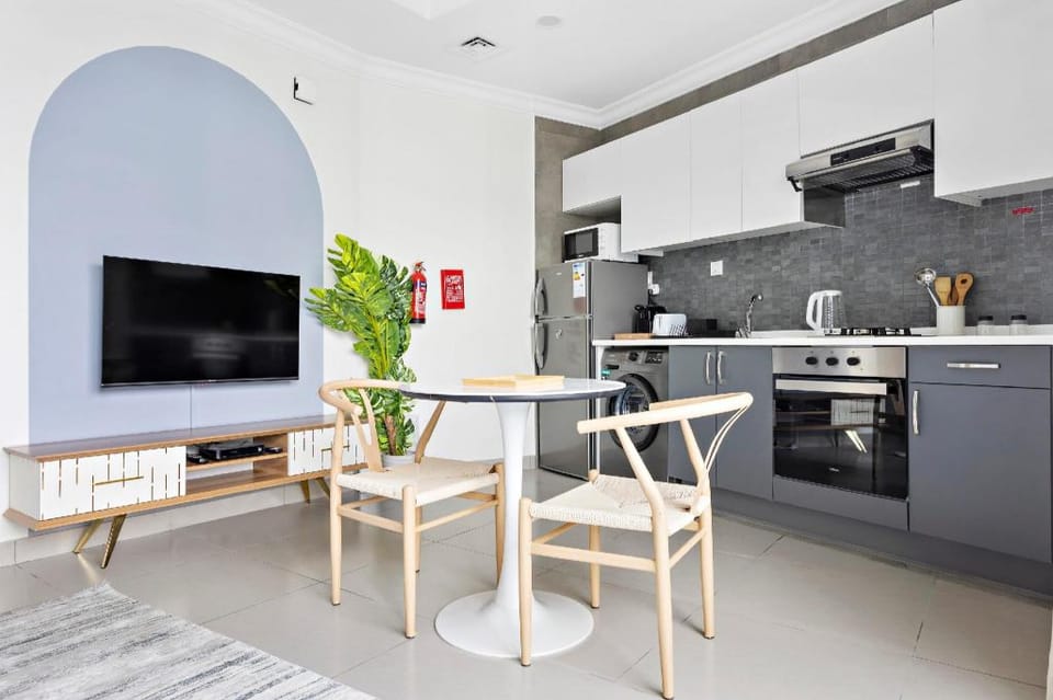 Silkhaus Luxurious Pool   Gym   Art Gardens Studio Apartment in Dubai