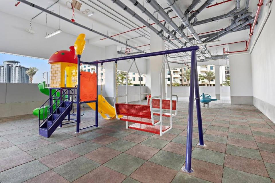 Silkhaus Pool   Gym Beautiful Studio   Art Gardens Apartment in Dubai