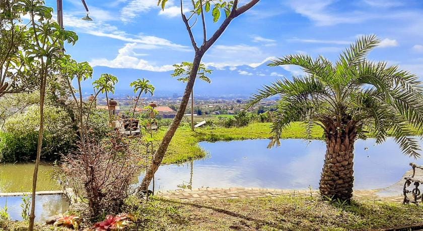 Villa Kebun Jeruk Syariah Malang Hotel in East Java