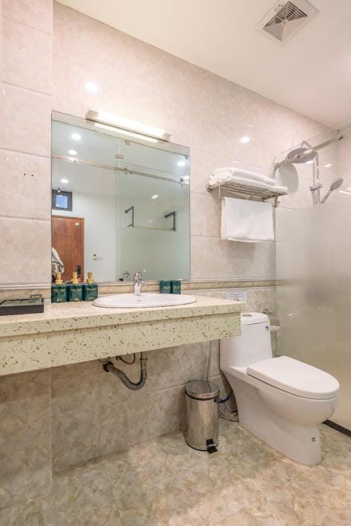 The New Coco Hotel Standard Double Room Apartment in Hanoi