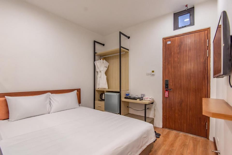 The New Coco Hotel Standard Double Room Apartment in Hanoi