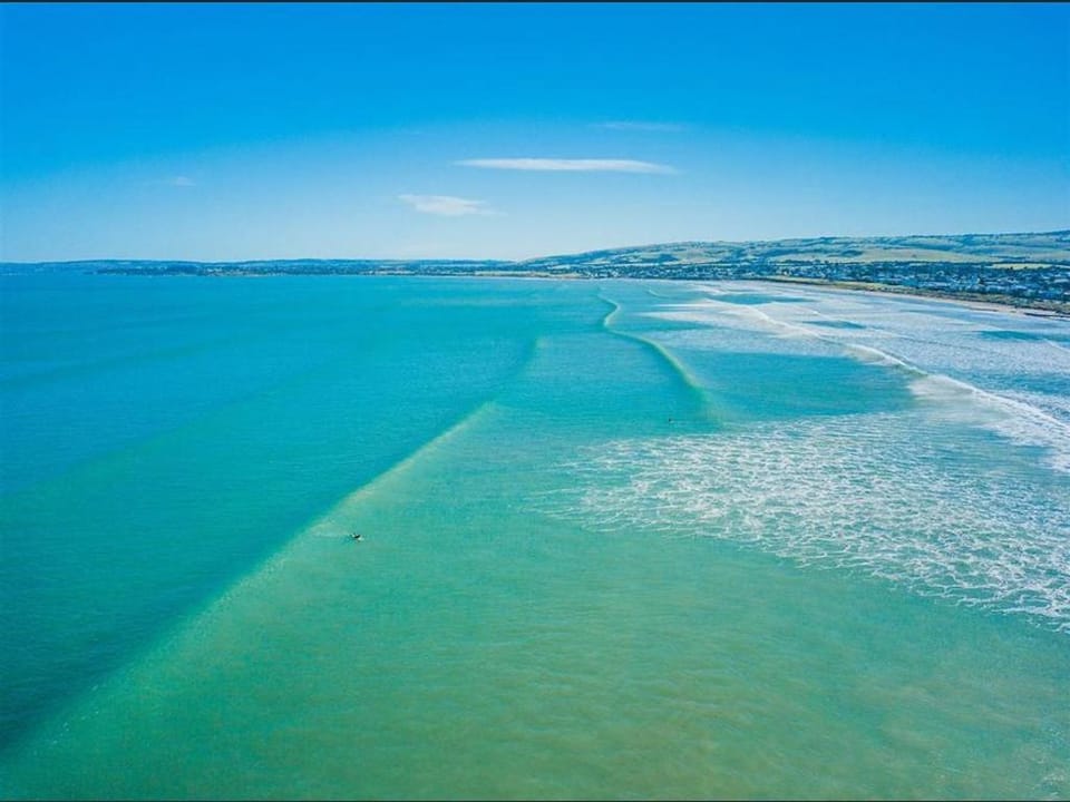 Tahren Beachfront Shack WiFi - Pet-Friendly Vacation rental in Middleton