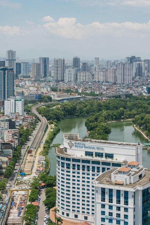 Shendo 2BR Metropolis Lake View Apartment Ba Dinh Apartment in Hanoi