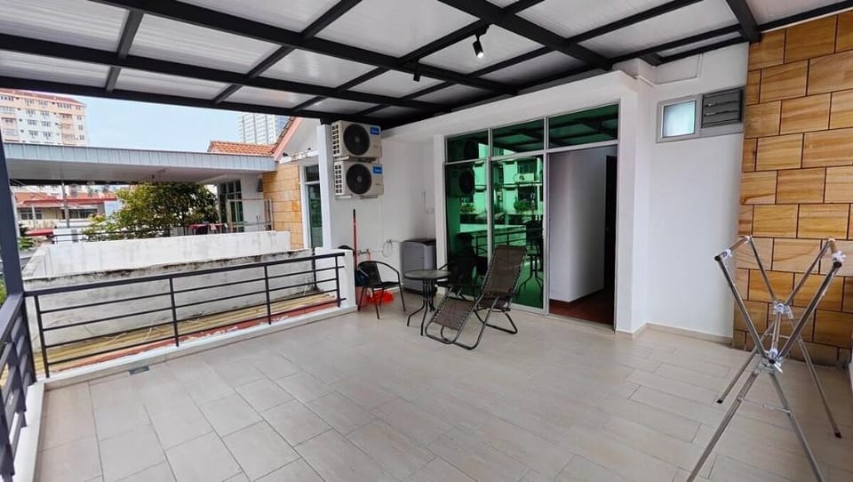 W E (Home Stay) at Butterworth Vacation rental in Penang