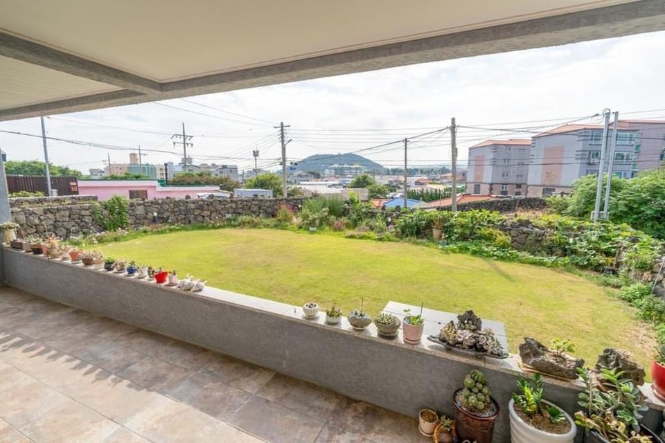 Yeonmi Dongsan Bed and Breakfast in South Korea