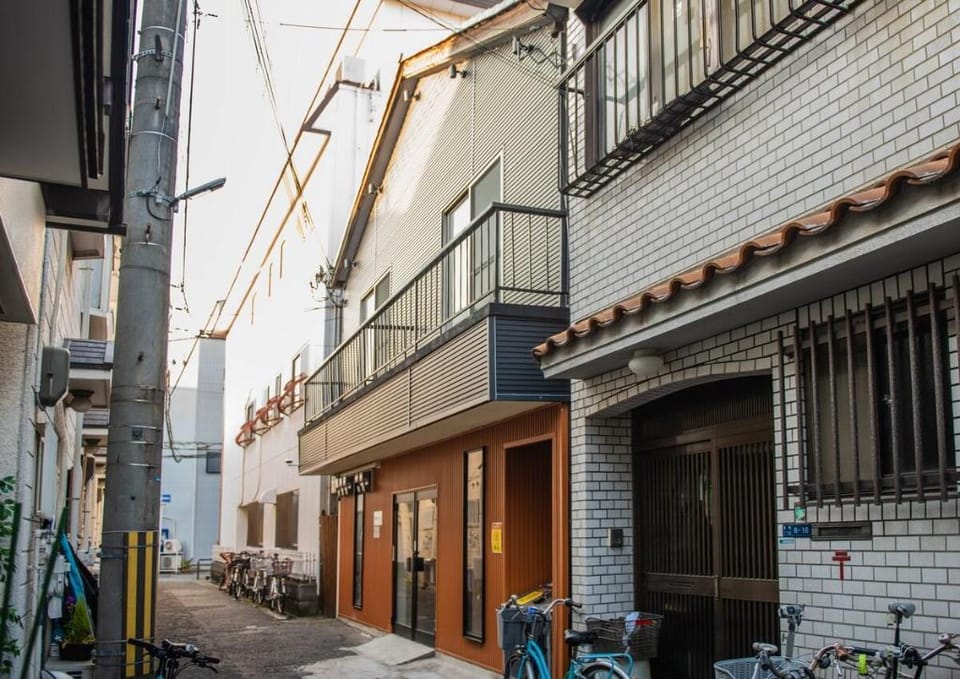 Osaka ShinImamiya Hanazonocho 2Stop to Namba cq202 Vacation rental in Osaka