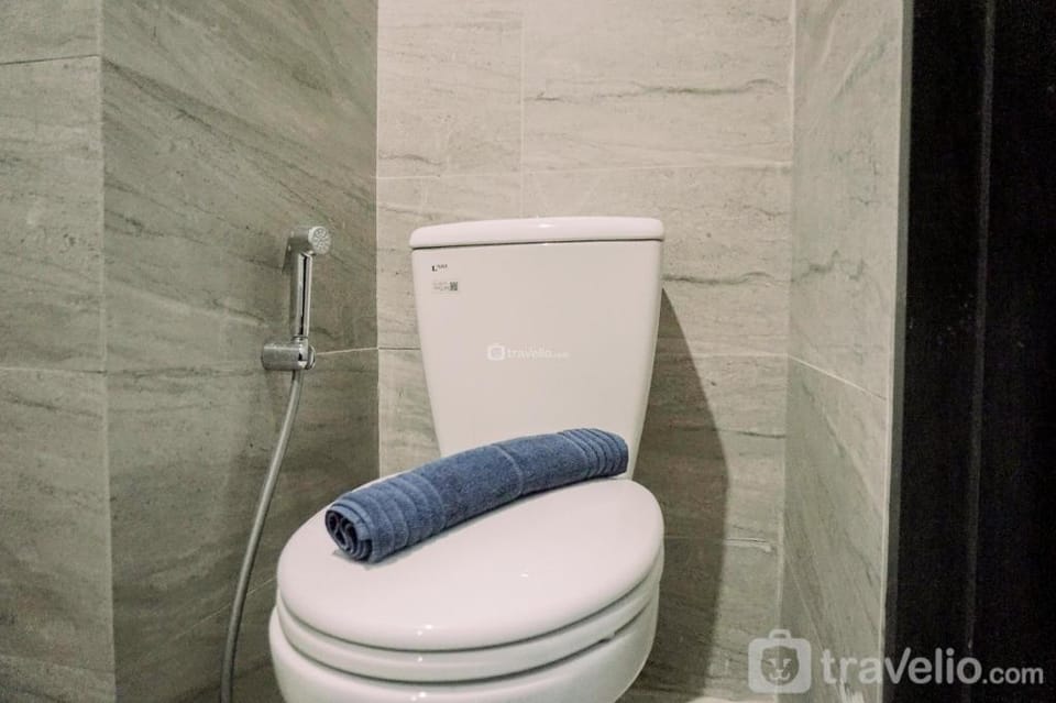 HomeyComfy Studio Collins Boulevard By Travelio Apartment in West Java
