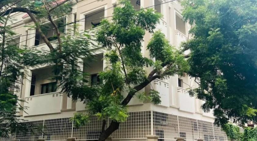 TruffleStays - Serviced Apartments Hotel in Vijayawada