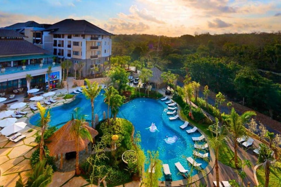Cozy 1 BR Family Suite with Garden View #D13 Villa in Bali