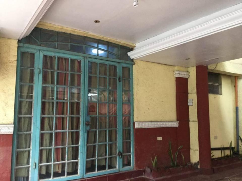 Marikina Studio w/ 2 queen beds for transients Apartment in Marikina