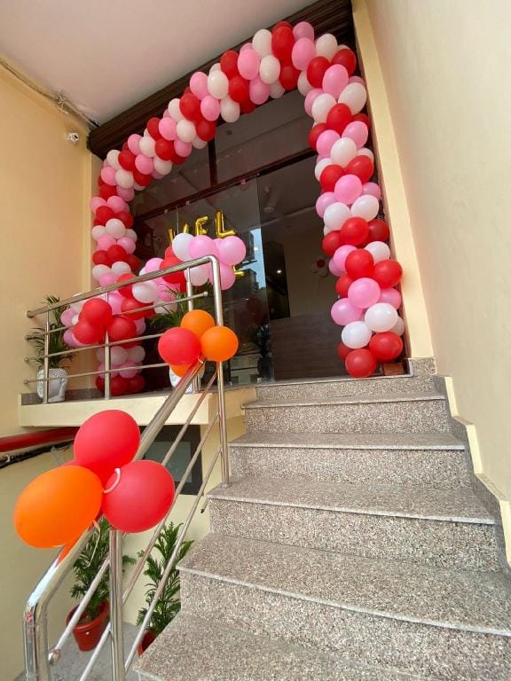 Rudransh Residency Varanasi! Vacation rental in Varanasi