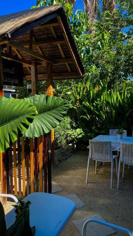 Matam-is Cafe & Homestay Deluxe room Vacation rental in General Luna