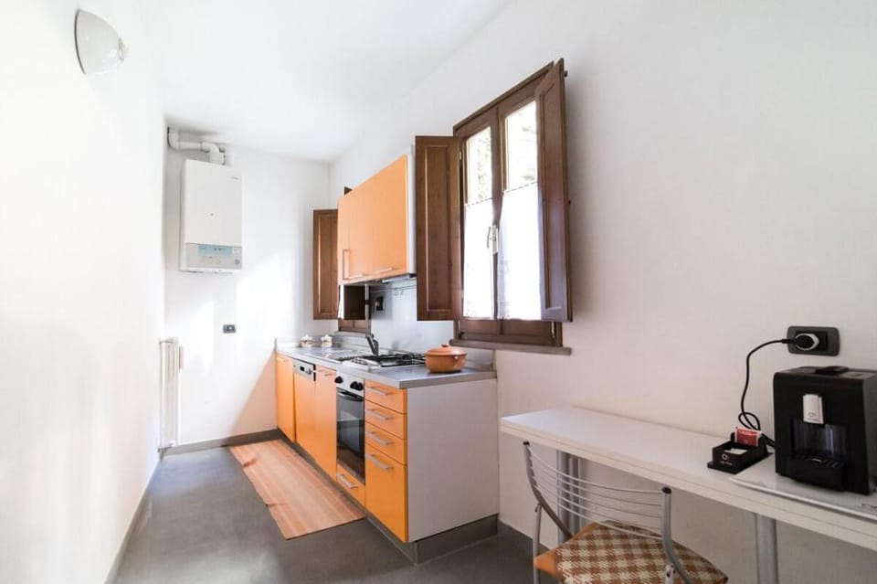 Superior king room: "Mecenate" Apartment in Arezzo