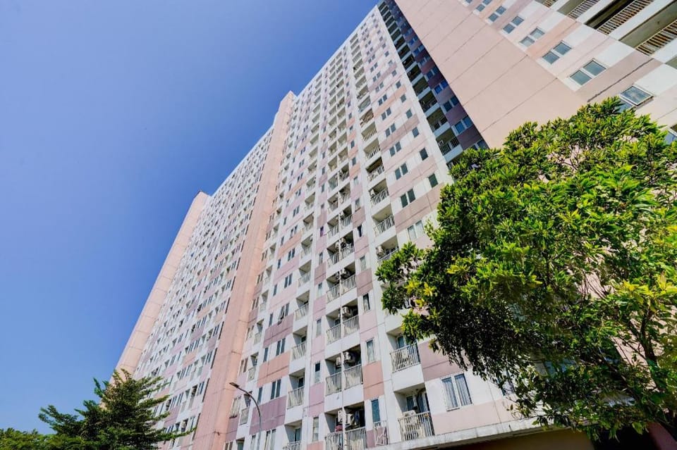 OYO Life 92874 Apartement Grand Sentraland Karawang By Red Dragon Hotel in West Java