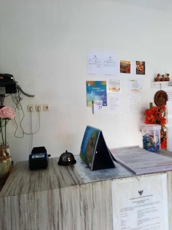 OYO Life 92883 Kost Ratana Cengkareng Syariah Hotel in Jakarta