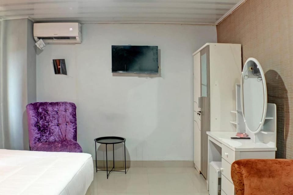 OYO Life 92830 Homestay Slamet Riadi Iv Hotel in Indonesia