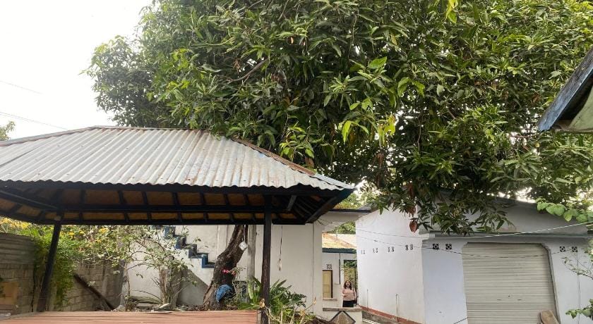 OYO Life Kos Bu Luh Mangku Hotel in West Nusa Tenggara, Indonesia