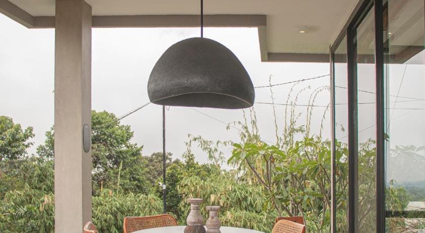 THE HILL By The Villas 100 Hotel in Cisarua