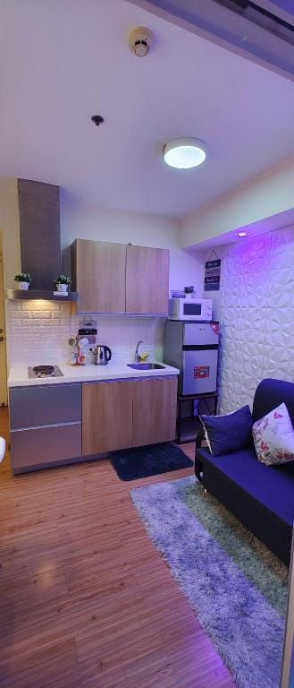 RLs Suite at Azure Urban Resort Staycation Apartment in Paranaque