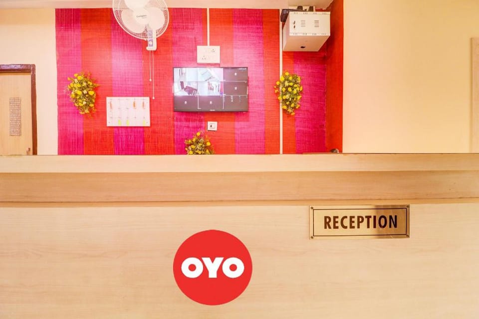 OYO Flagship Hotel SVR Grand Hotel in Hyderabad