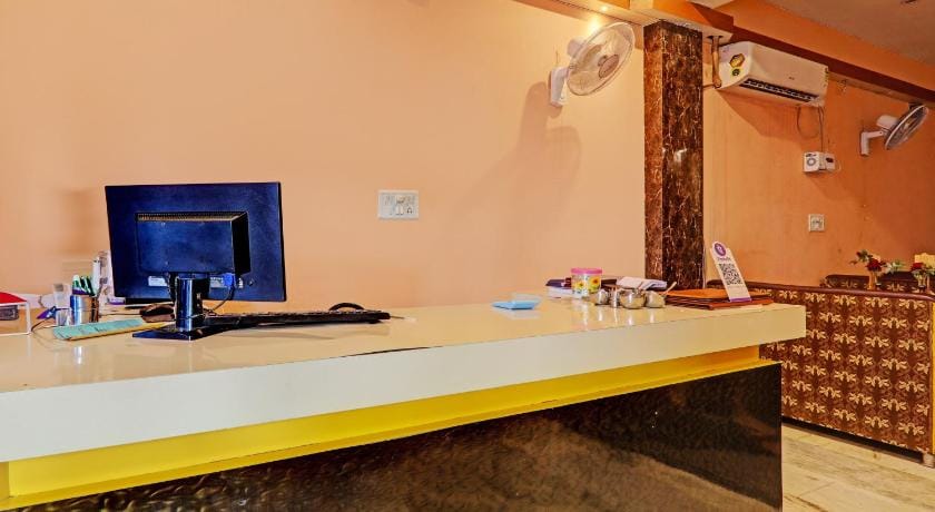 Hotel O Home Singhs Delight Vacation rental in Varanasi