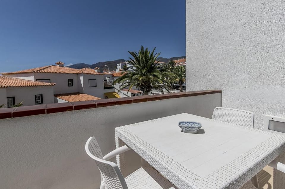 EDEN RENTALS Coastal Retreat Apartment in Canary Islands
