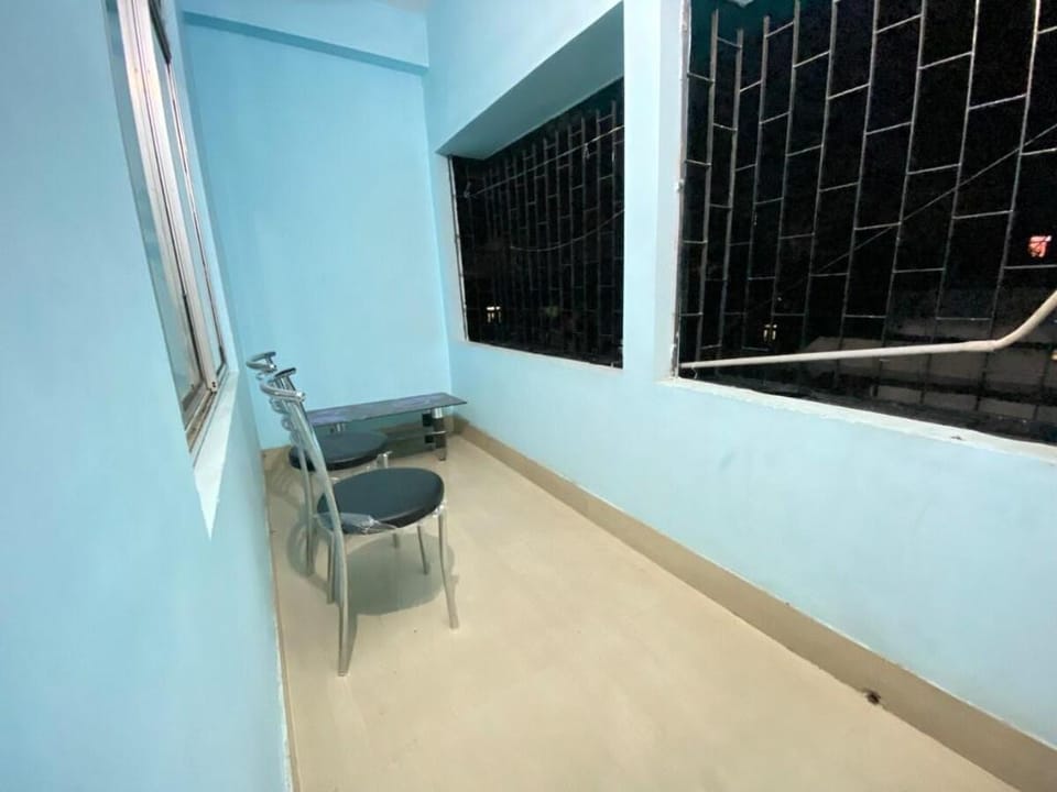 Ezy Stay at prime location Vacation rental in Bangladesh