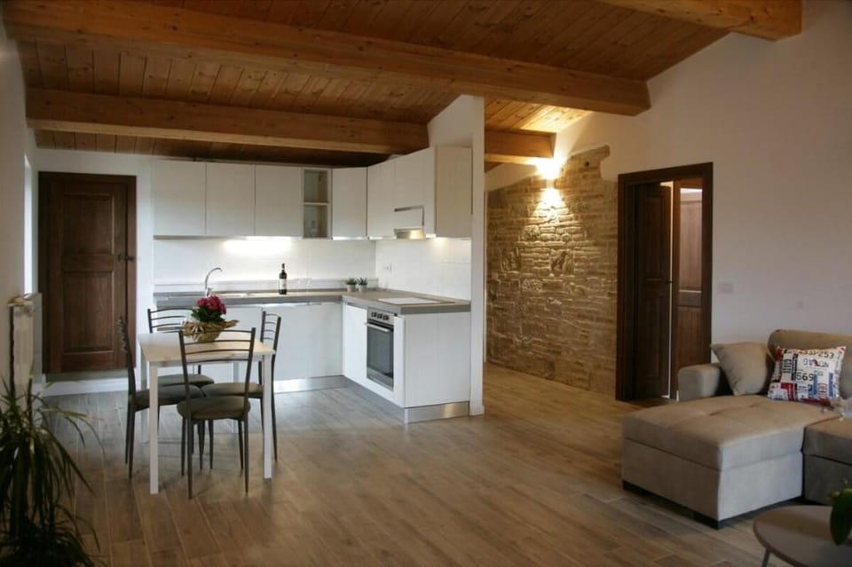 Maison Rosina con ampia vista in borgo del 1400 Vacation rental in Umbria